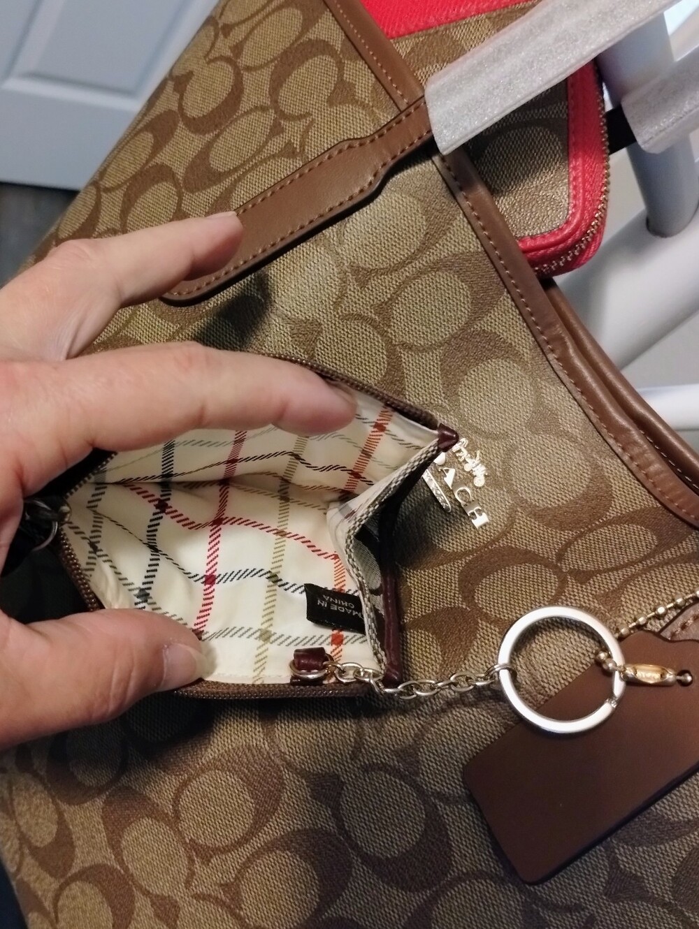 Coach Signature City Tote Bag With Coach Wallet & Coach Coin Pouch 3 Pieces - Picture 5 of 15